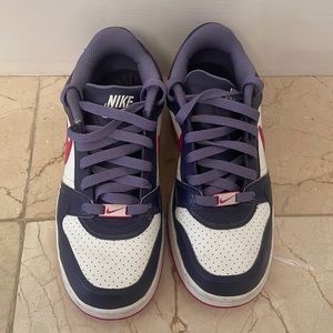 Nike air size 6 (23cm)